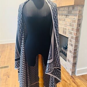 Chic Black and White Patterned Shawl